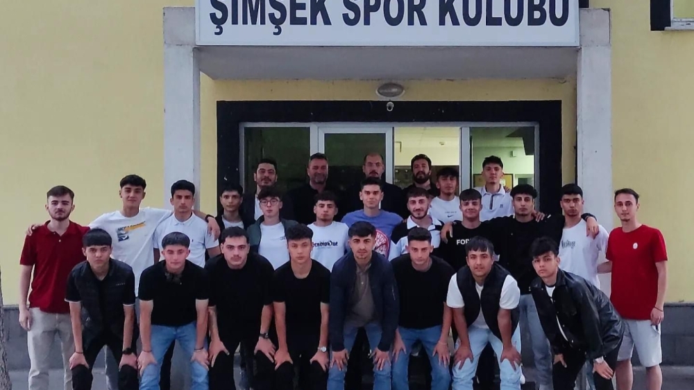 Kocasinan Şimşekspor U18 takımı gruplar için Elazığ’a gitti